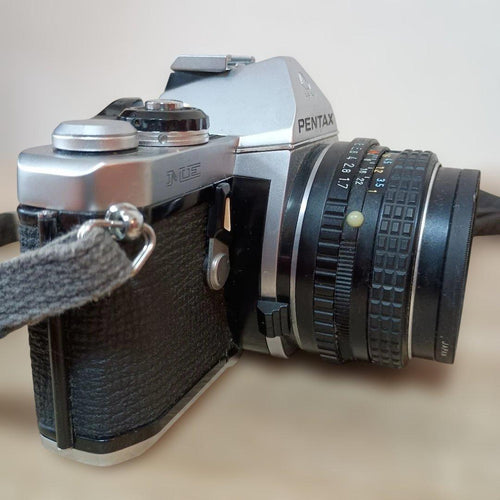 Slr Cameras (Film) Pentax Me Smc Pentax-M F1.7