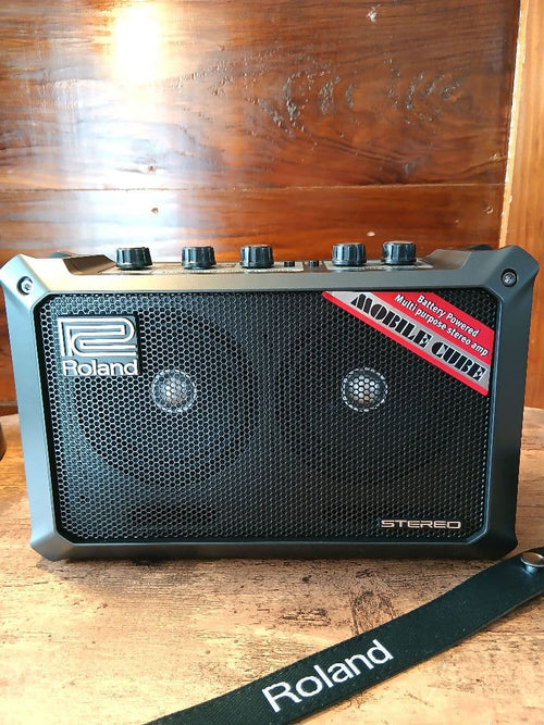 Roland Guitar Amplifiers Mobile Cube