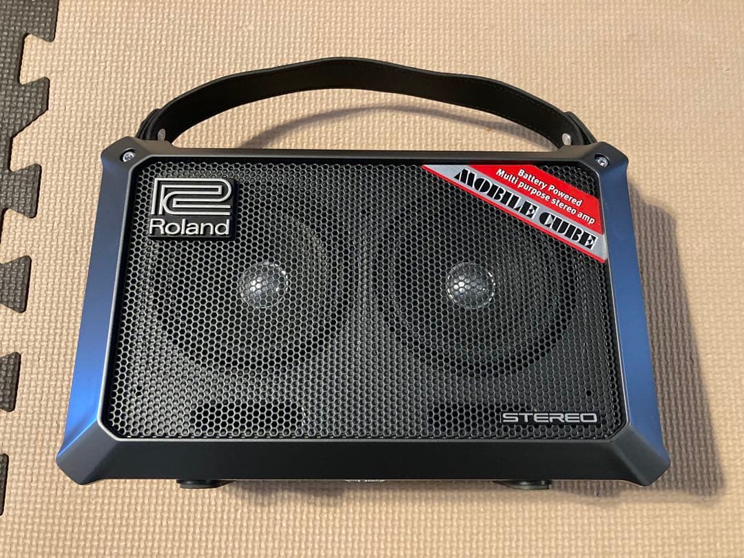 Roland Guitar Amplifiers Mobile Cube