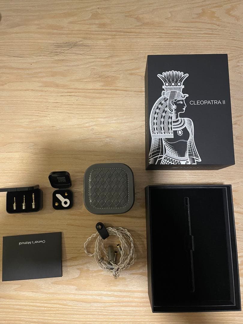 Recableable Earphones J*N Effect Audio Cleopatra Ii