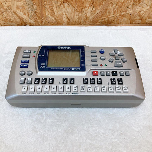 Sequencers Yamaha Qy100