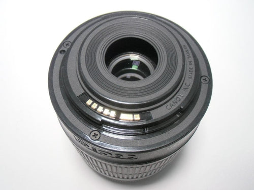 Reflex numériques Canon Eos Kiss X7 B034