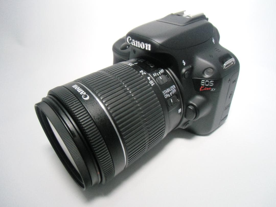 Reflex numériques Canon Eos Kiss X7 B034