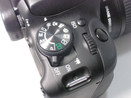 Reflex numériques Canon Eos Kiss X7 B034