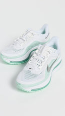 Mochacin Nike Wh/Mtlc Slvr/Mint Foam/Cannon 24.0 Cm