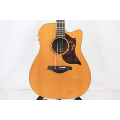 Yamaha Acoustic Guitar