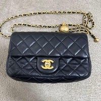 Chanel Shoulder Bags