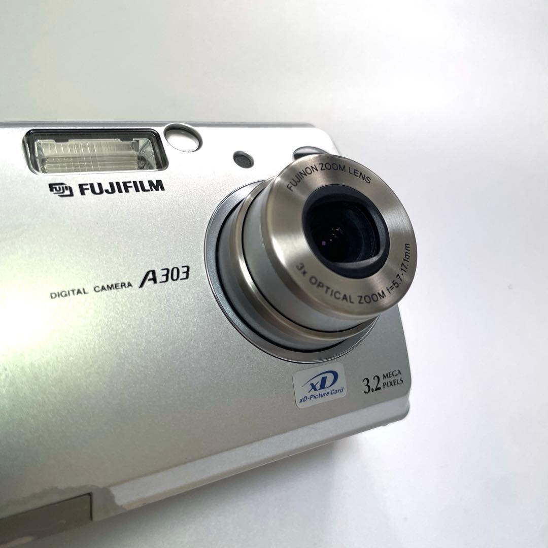 Fujifilm Compact Digital Cameras Finepix A303