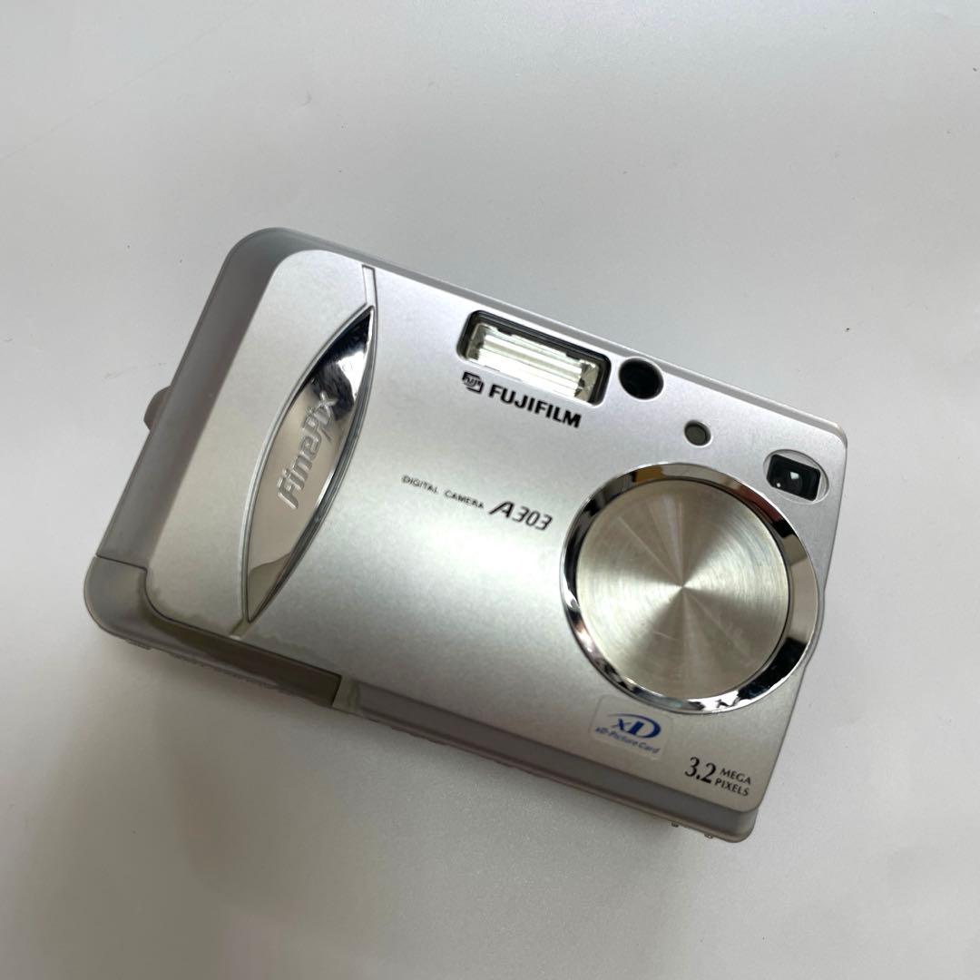 Fujifilm Compact Digital Cameras Finepix A303