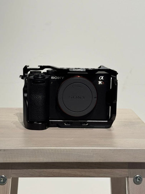 Sony Mirrorless Interchangeable Lips 7Cr 100