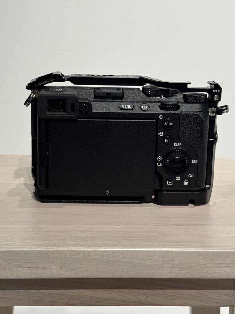 Sony Mirrorless Interchangeable Lips 7Cr 100