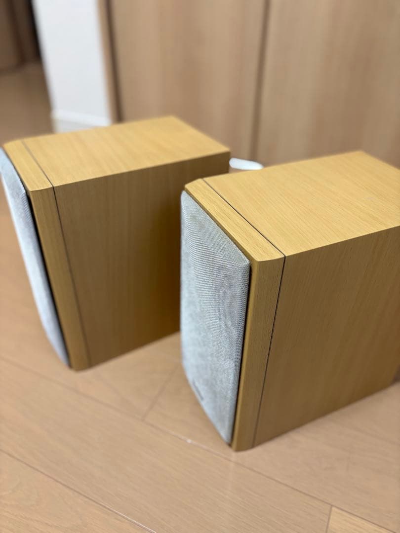 Onkyo Speakers D-V77