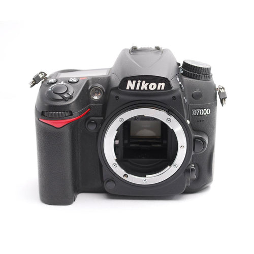 Nikon Digital Slrs D7000 18-55 70-300Mm
