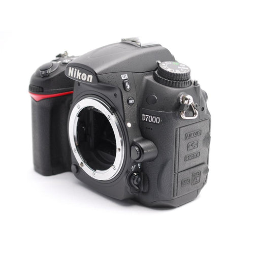 Nikon Digital Slrs D7000 18-55 70-300Mm
