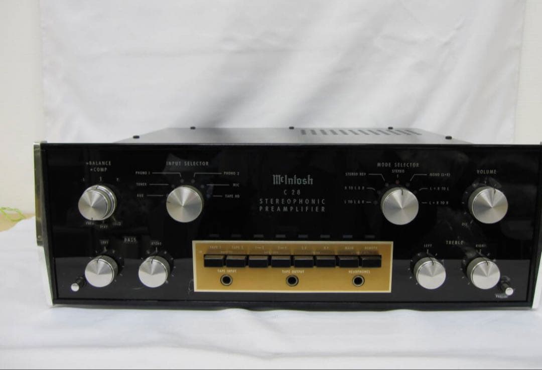 Preamplifiers Mcintosh C28 Stereophonic Preamplifier