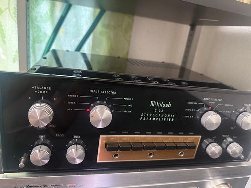 Preamplifiers Mcintosh C28 Stereophonic Preamplifier