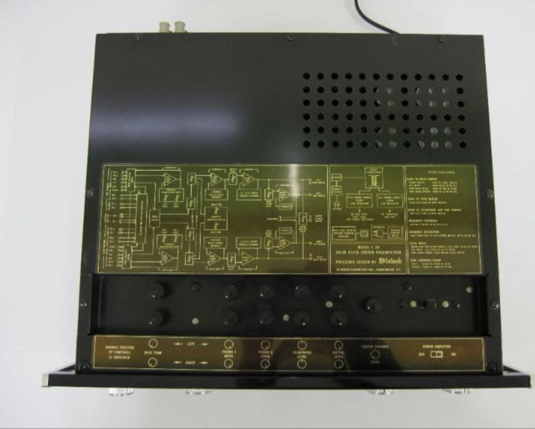Preamplifiers Mcintosh C28 Stereophonic Preamplifier