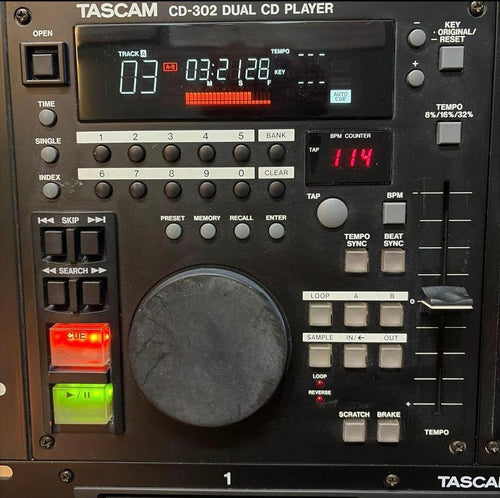 Tascam Cd Sacd Players Cd-302