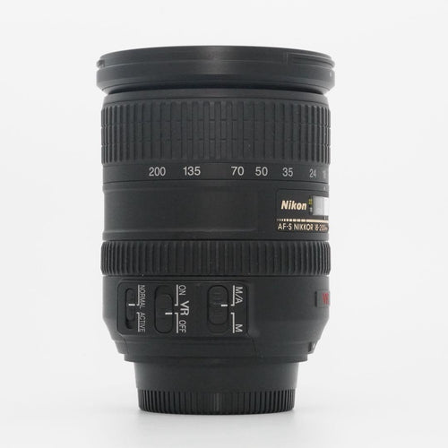 Nikon Zoom Lenses Af-S Nikkor 18-200Mm Vr