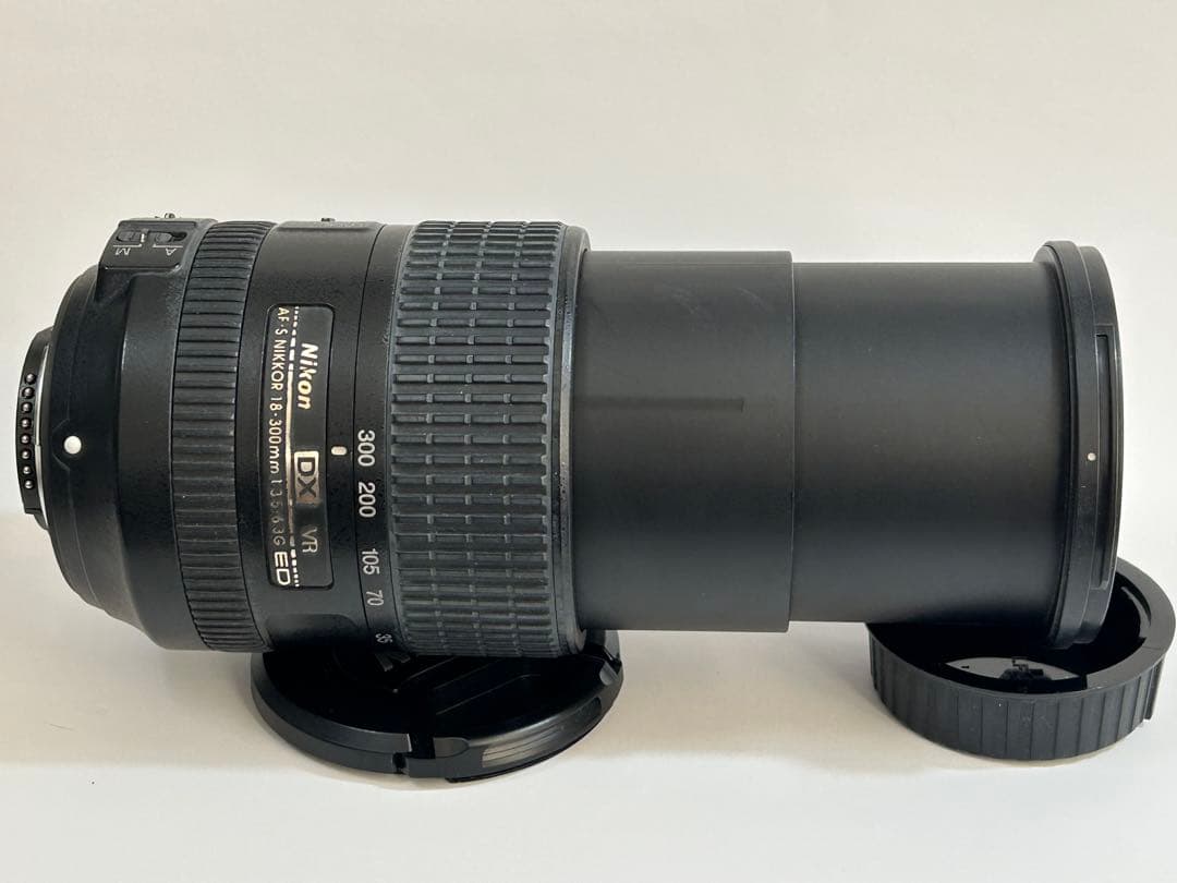 Zoom Lenses Nikon Af-S Dx 18-300Mm F3.5-6.3Gvr