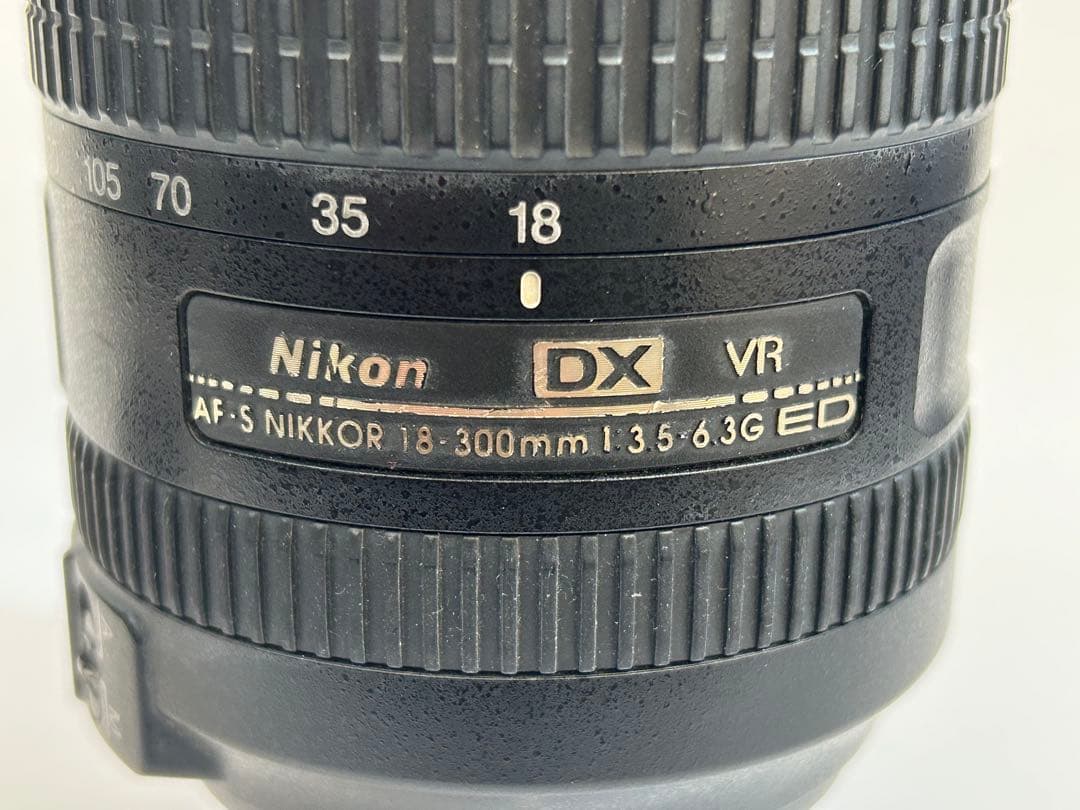 Zoom Lenses Nikon Af-S Dx 18-300Mm F3.5-6.3Gvr