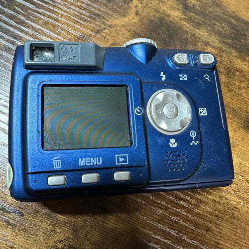 Nikon Compact Digital Camera Coolpix 5200