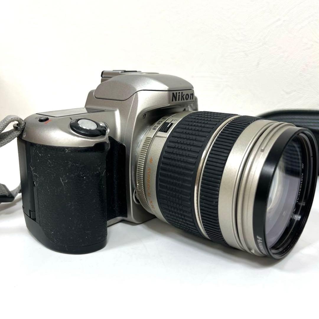 Nikon Slr Camera (Film) Set U> 25-200Mm 1:3.8-5.5