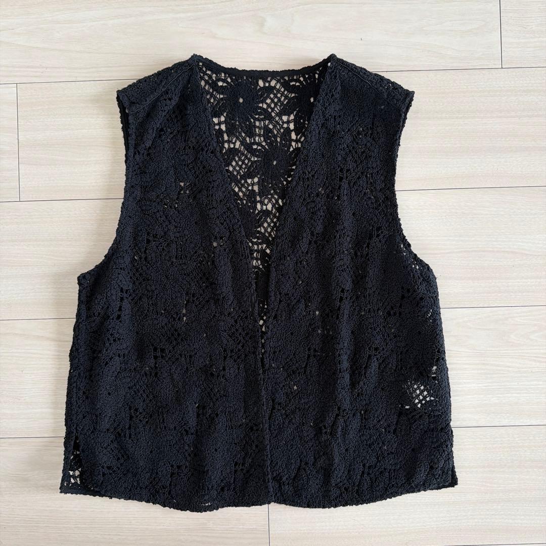 Macphee Vests Gilets