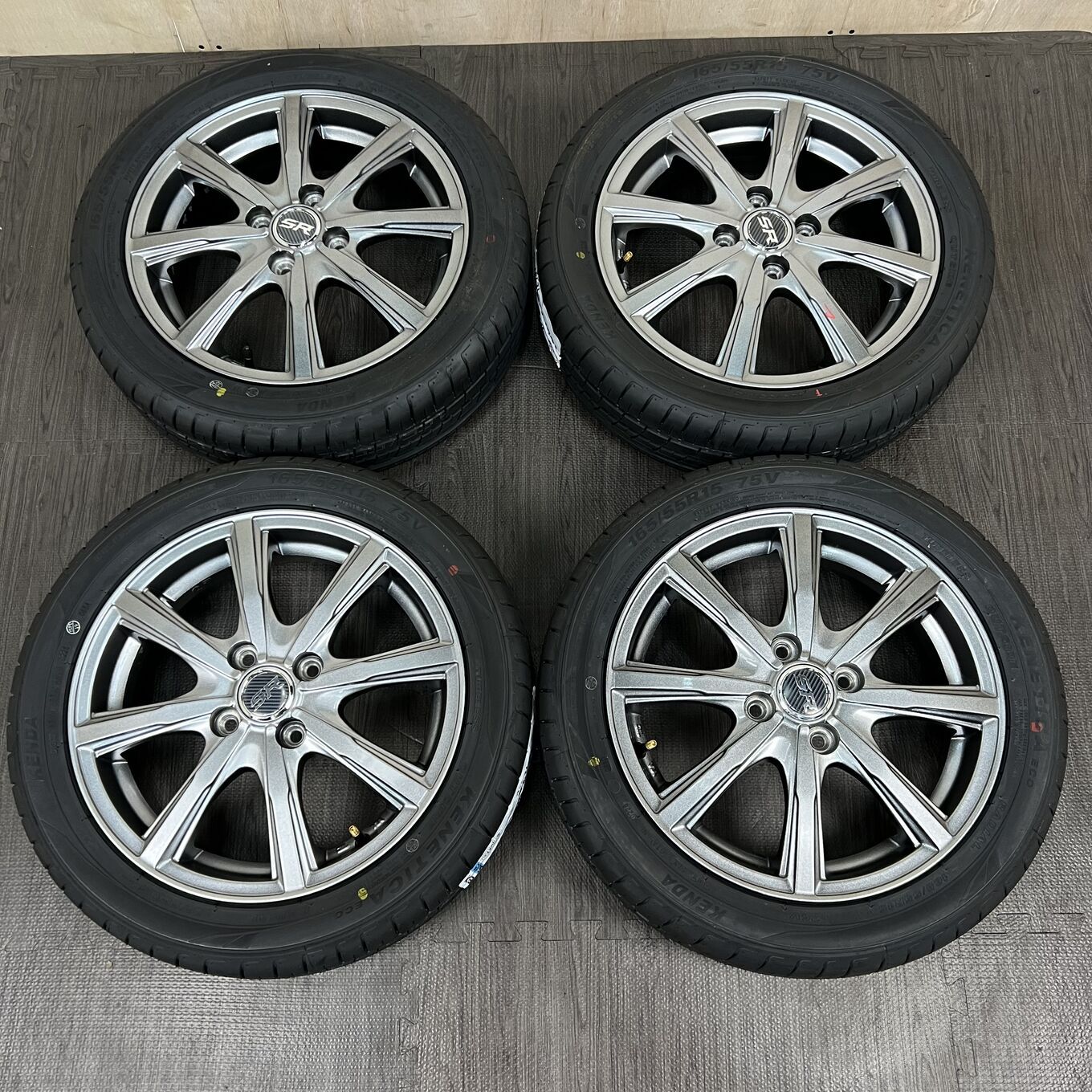 15 Inches Sr 4X100 #1D40426