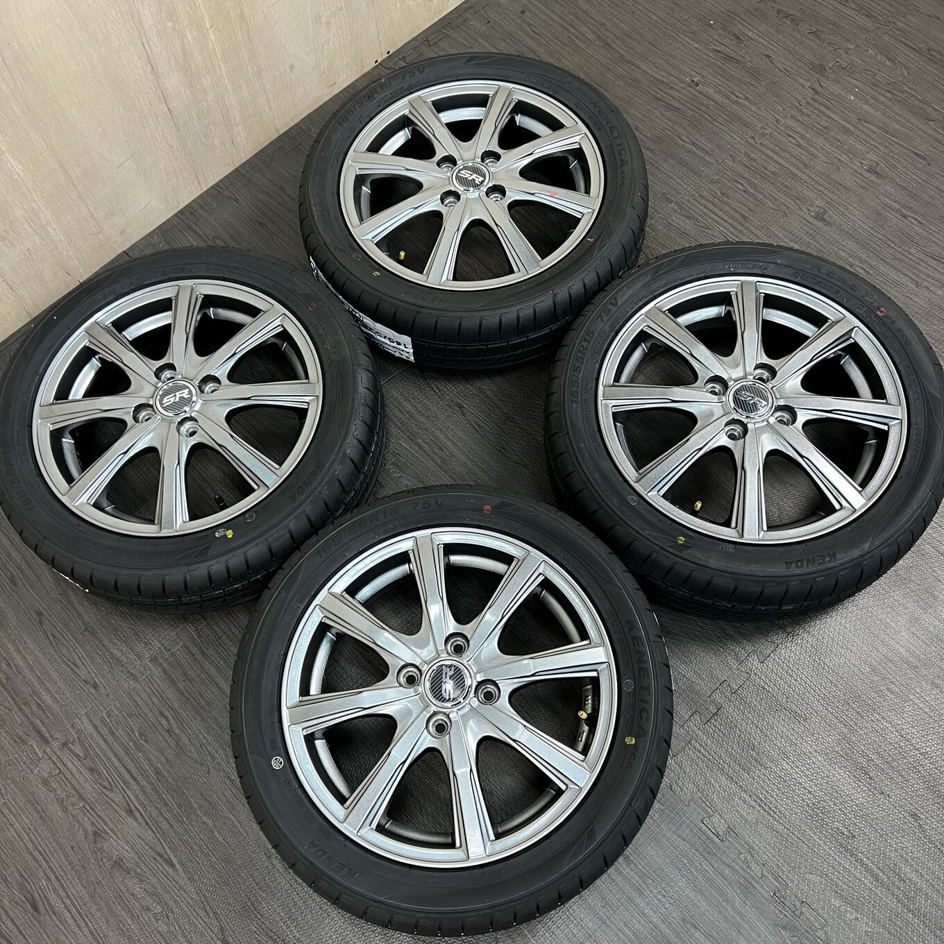 15 Inches Sr 4X100 #1D40426