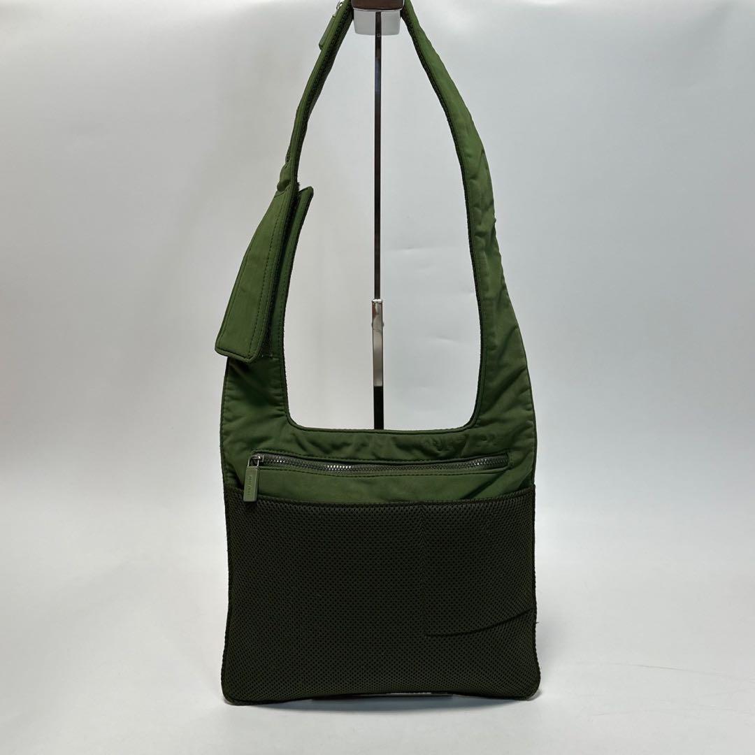 Miu Shoulder Bags T42