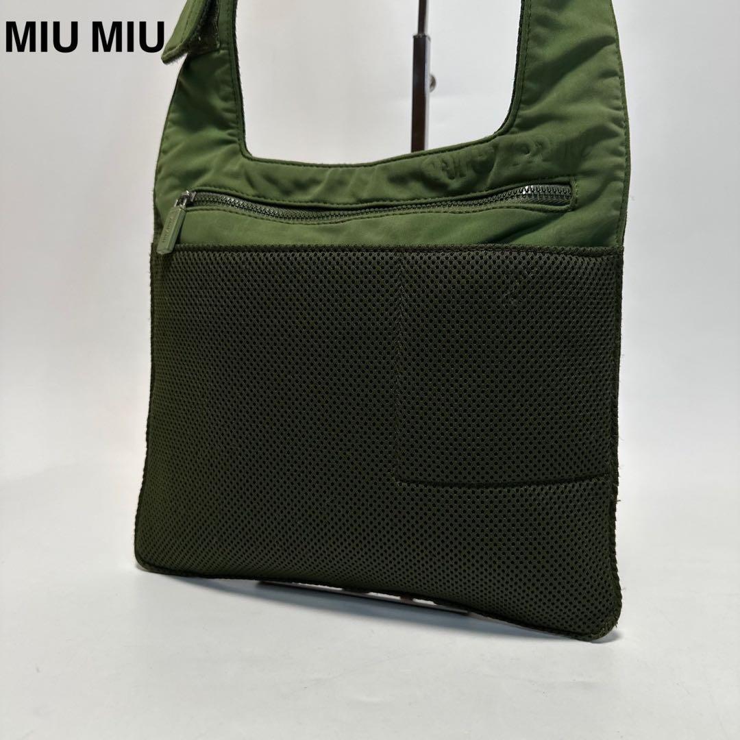 Miu Shoulder Bags T42