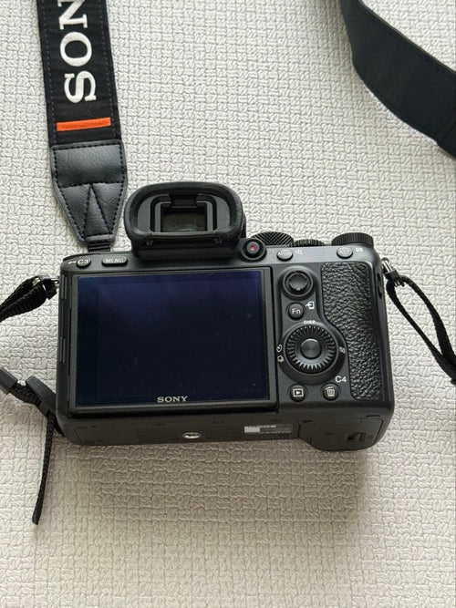 Sony Mirrorless Interchangeable Lens Cameras 7 Iii Ilce-7M3