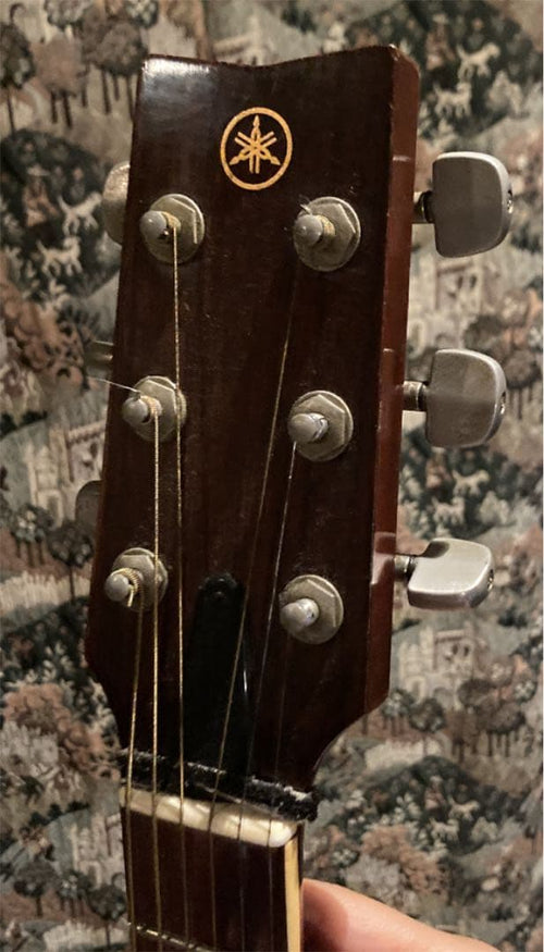 Yamaha Acoustic Guitar