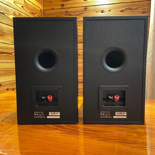 Speakers Polk Audio Monitor Xt20