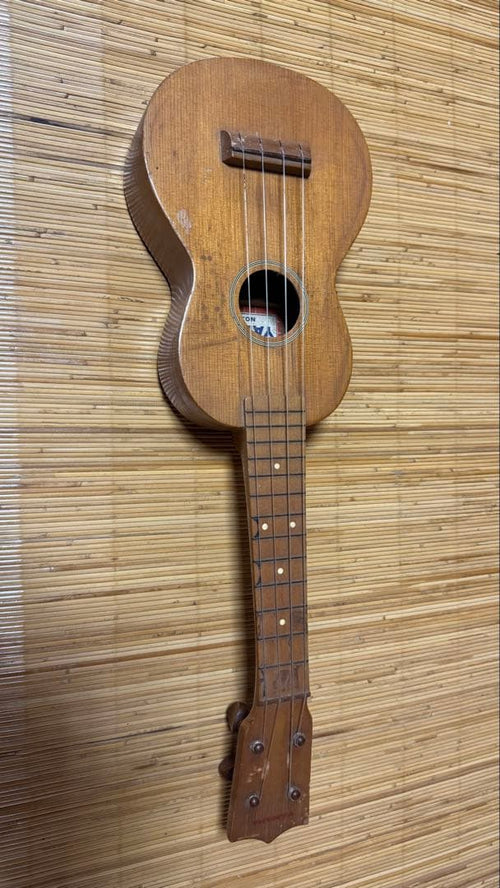 Yamaha Ukuleles No. 80