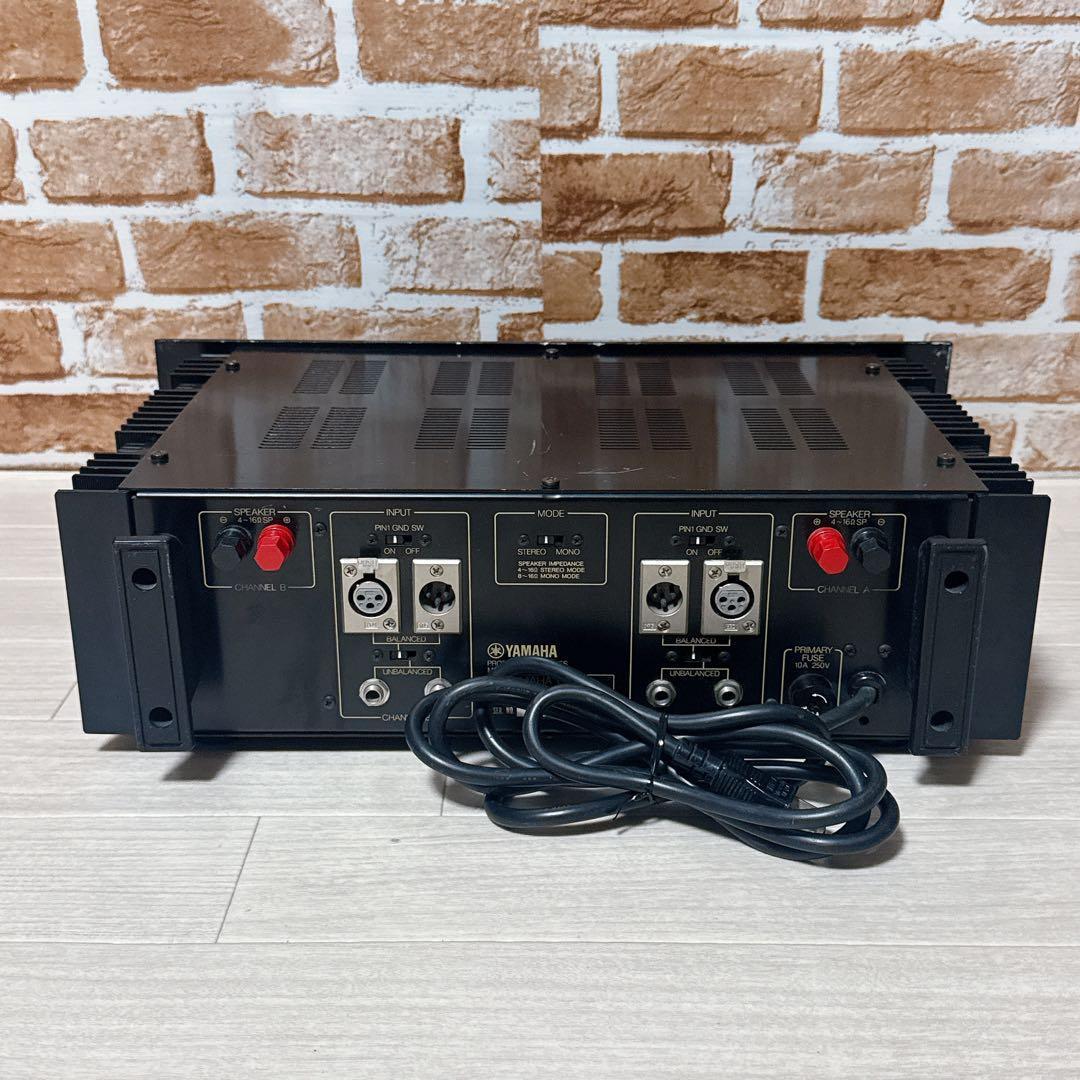 Yamaha Power Amplifier Pc1002 300W