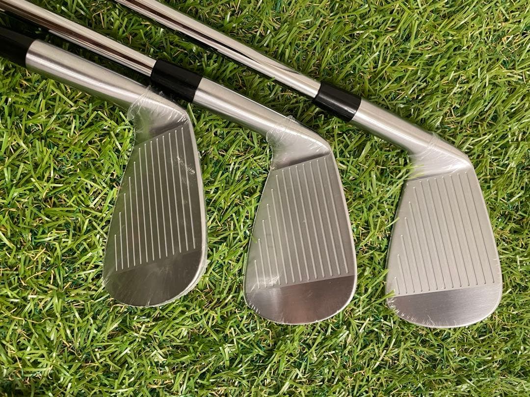 Bridgestone Iron Sets B 220Mb X100