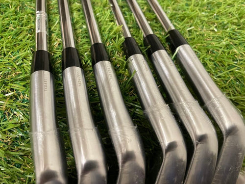 Bridgestone Iron Sets B 220Mb X100