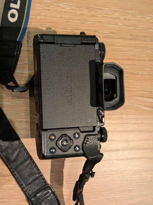 Olympus Mirrorless Interchangeable Lips Om-D Em5Ii