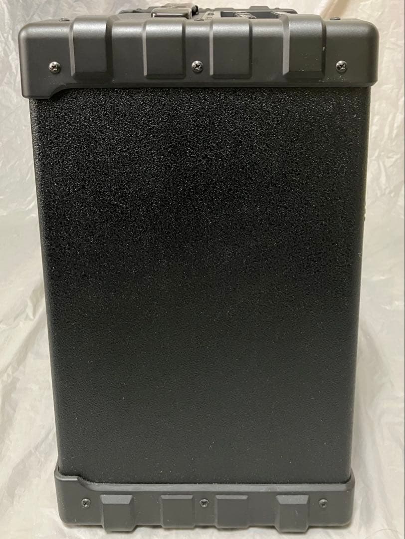 Roland Guitar Amplifiers Cube-30