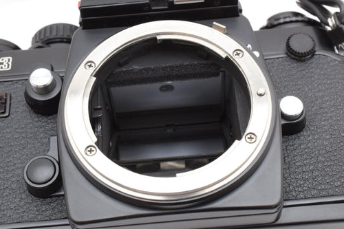 Nikon Slr Camera (Film) F3 B562