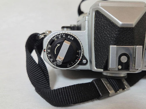 Nikon Slr Cameras (Film) Fe