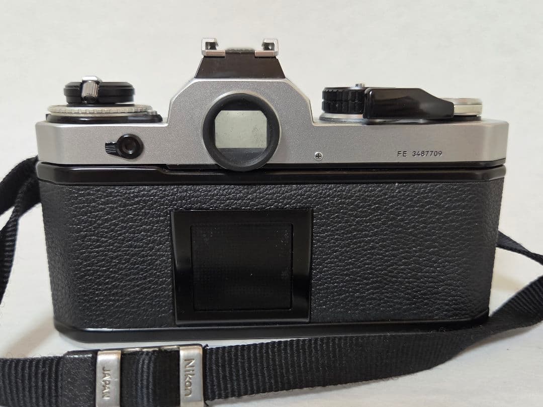 Nikon Slr Cameras (Film) Fe