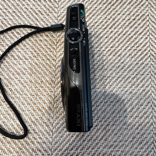 Canon Compact Digital Cameras Ixy 650