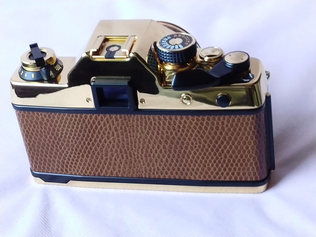 Contax Slr Cameras (Film) Rts Gold