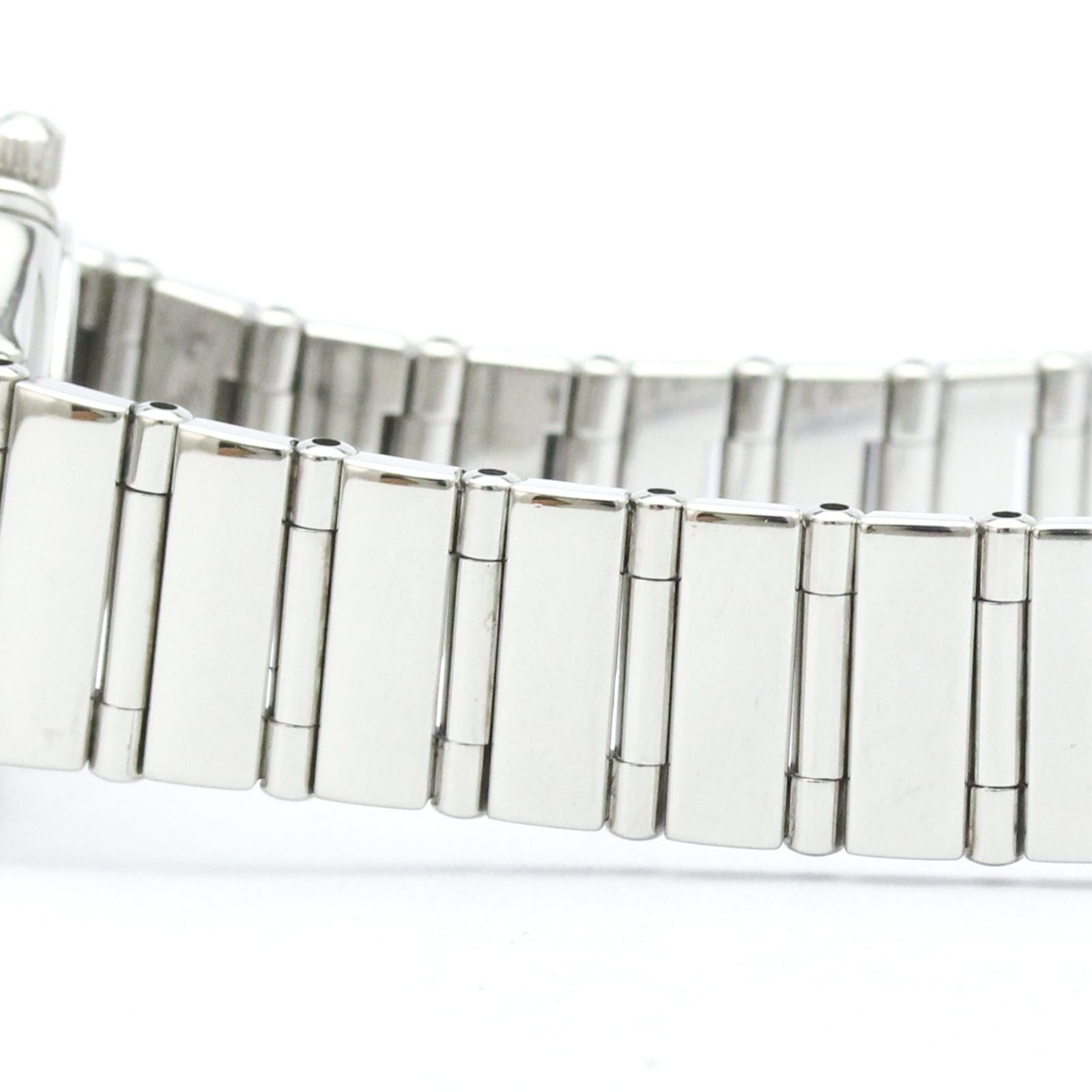 Omega Watch (Quartz) 1567.66