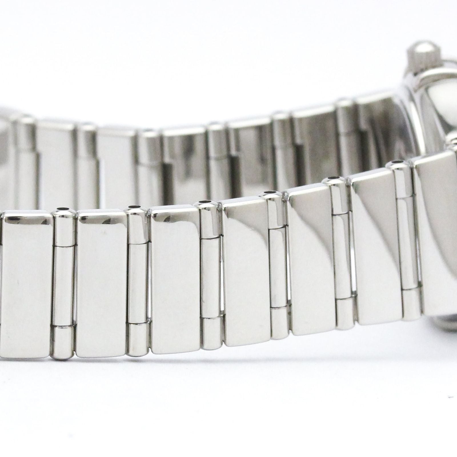 Omega Watch (Quartz) 1567.66