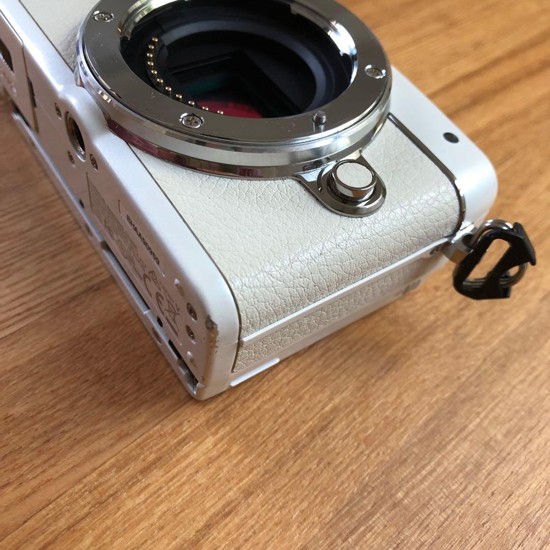 Olympus Mirrorless Interchangeable Lens Cameras Pen E-Pl7