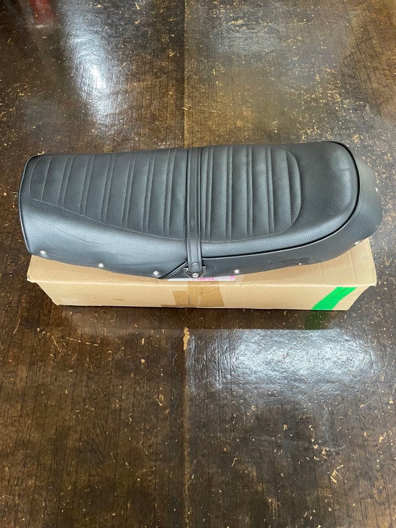 Seats Cb400F